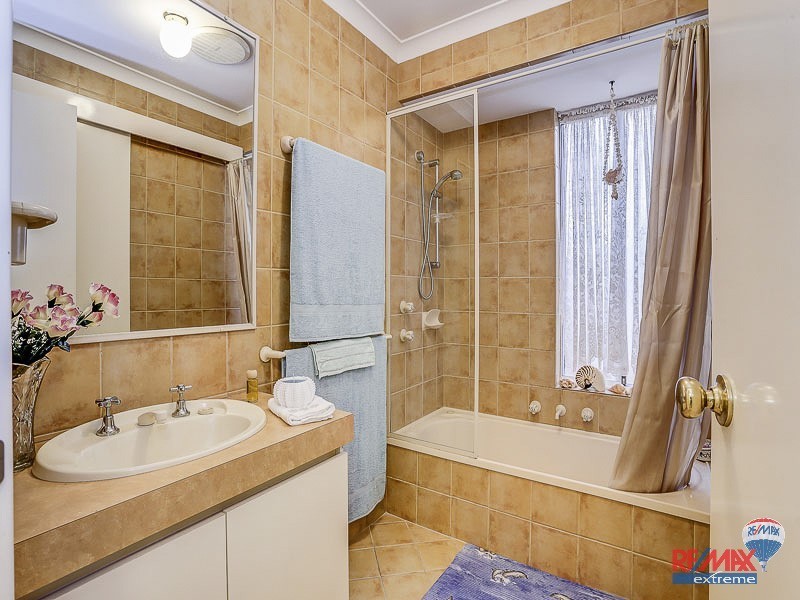 21 Lenswood Retreat, Clarkson WA 6030