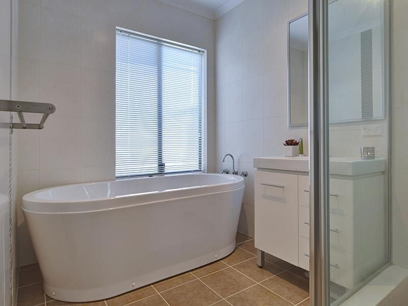 33 Zingarello Street, Pearsall WA 6065