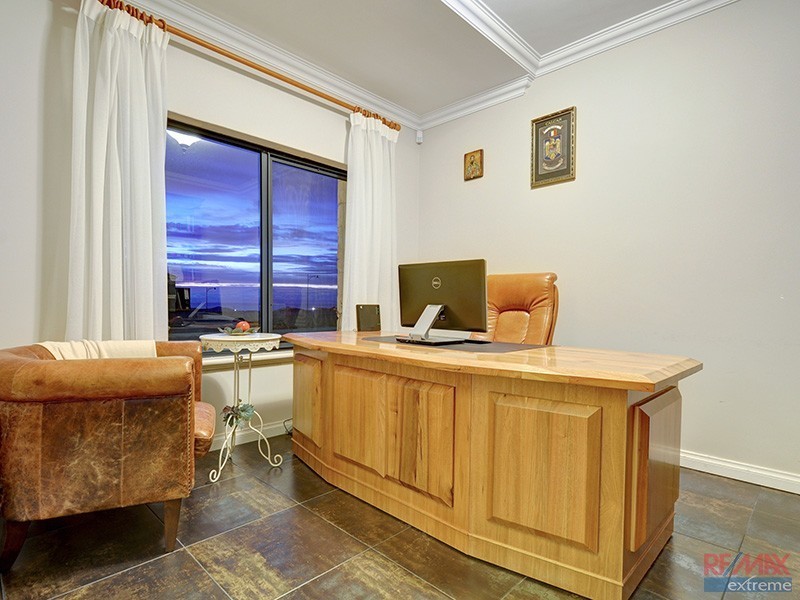 23 Kallatina Drive, Iluka WA 6028