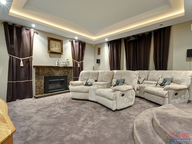 23 Kallatina Drive, Iluka WA 6028