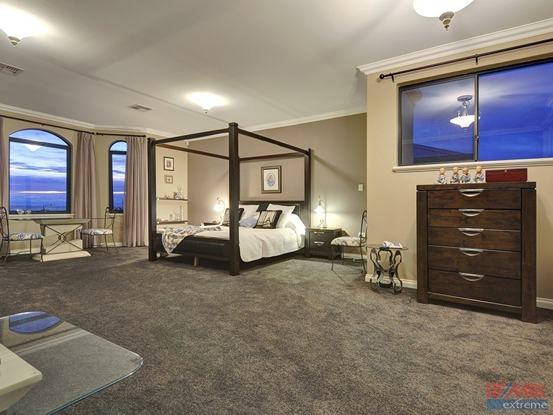 23 Kallatina Drive, Iluka WA 6028