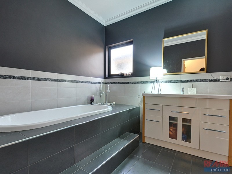 23 Kallatina Drive, Iluka WA 6028