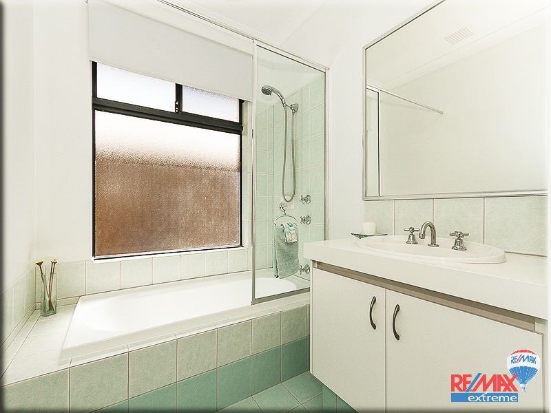 6 Carlin Way, Butler WA 6036