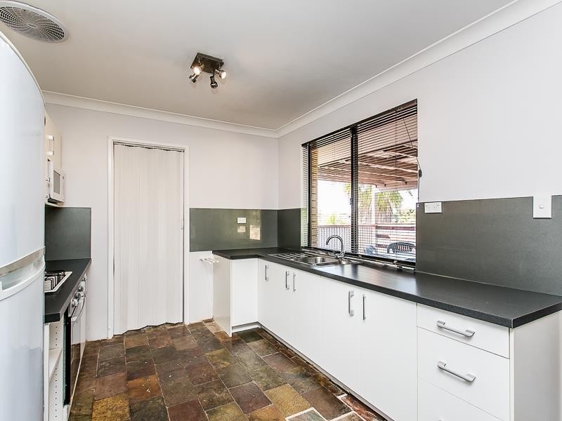 5 Tamma Court, Heathridge WA 6027