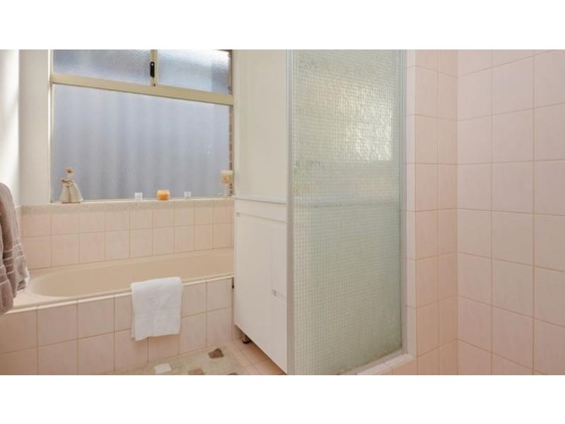 18 Twilight Circuit, Ridgewood WA 6030