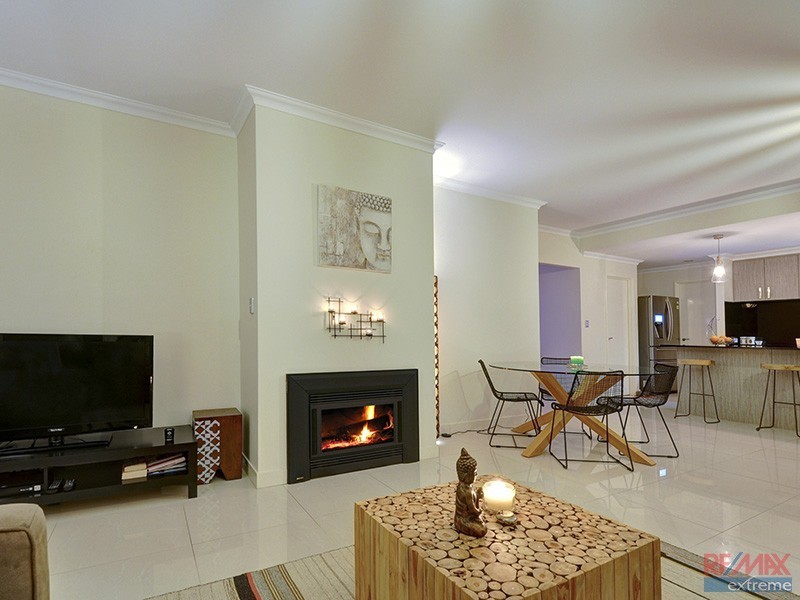 24 Sextant Way, Jindalee WA 6036