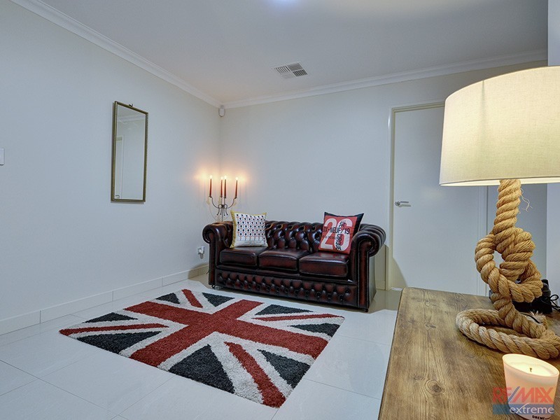 24 Sextant Way, Jindalee WA 6036