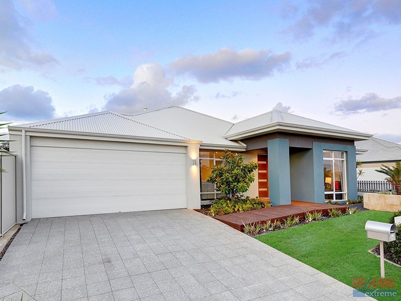 24 Leeway Loop, Alkimos WA 6038
