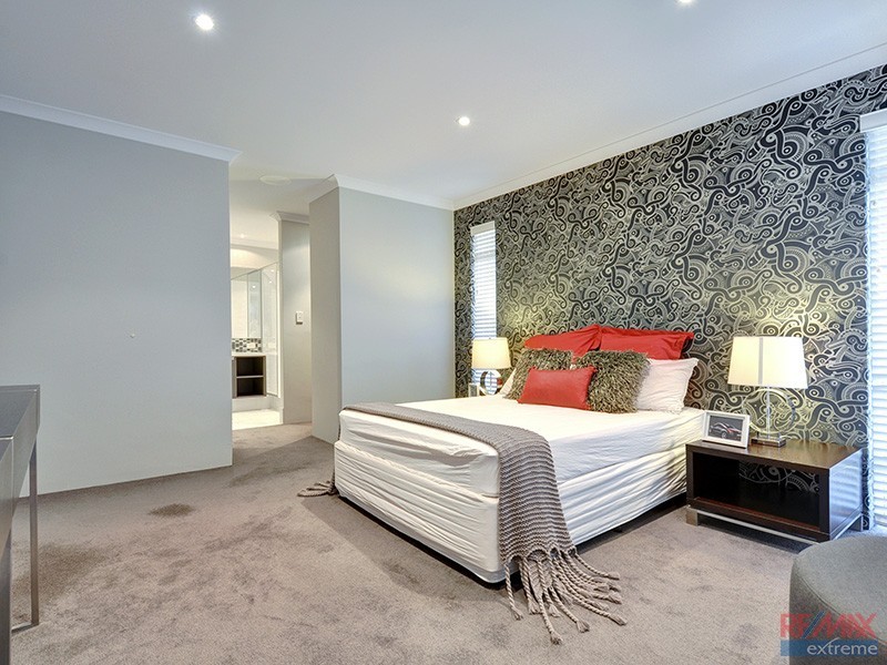 24 Leeway Loop, Alkimos WA 6038