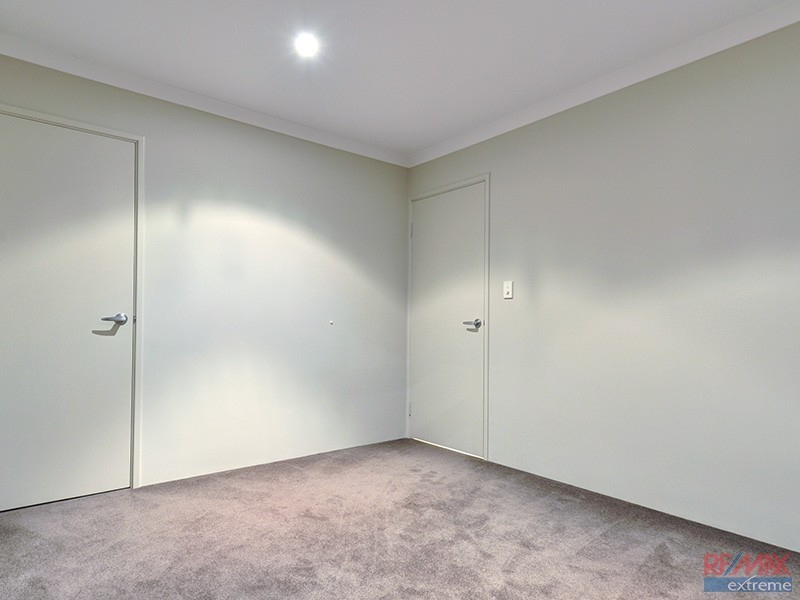 24 Leeway Loop, Alkimos WA 6038