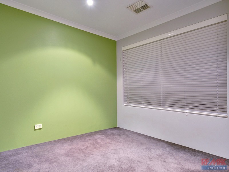 24 Leeway Loop, Alkimos WA 6038
