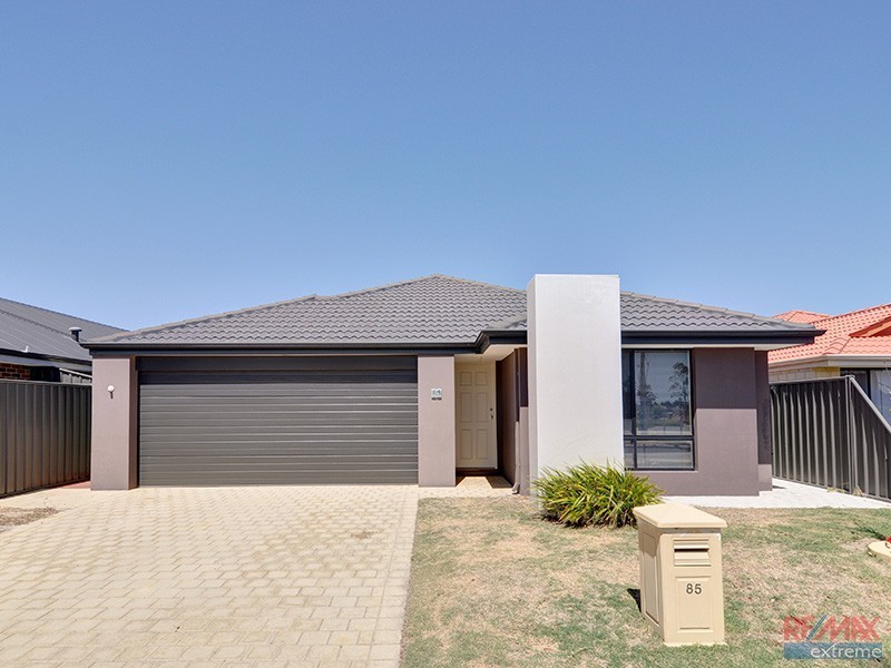 85 Joseph Banks Blvd, Banksia Grove WA 6031