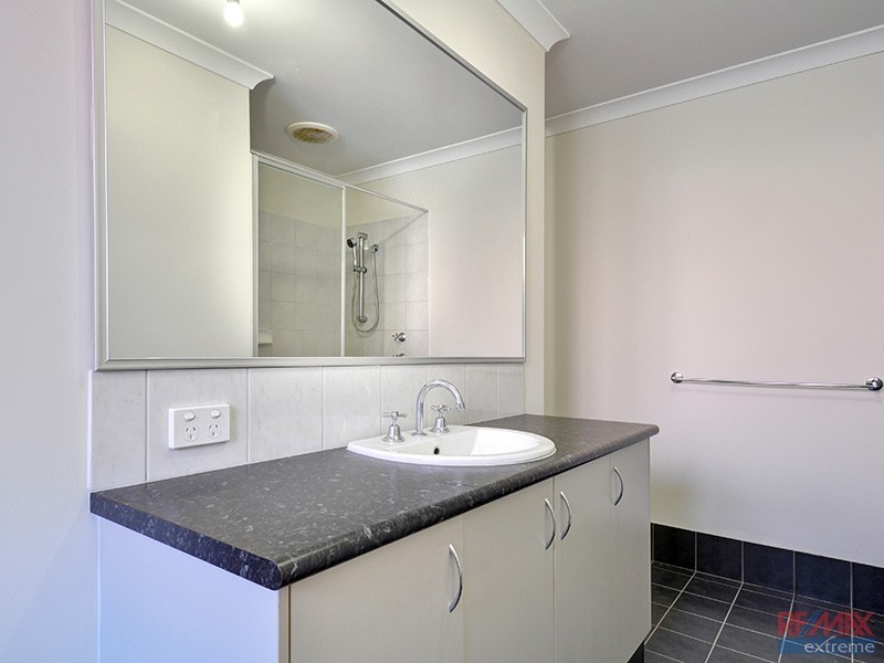 85 Joseph Banks Blvd, Banksia Grove WA 6031