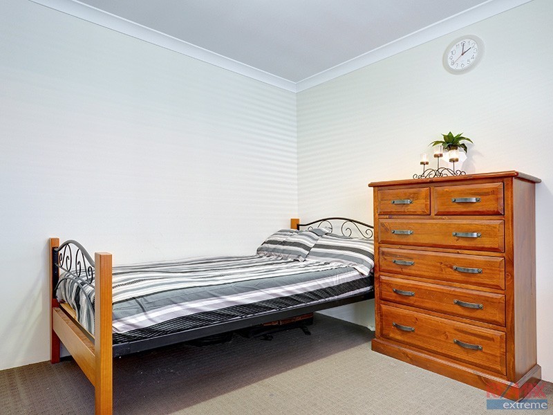 85 Joseph Banks Blvd, Banksia Grove WA 6031