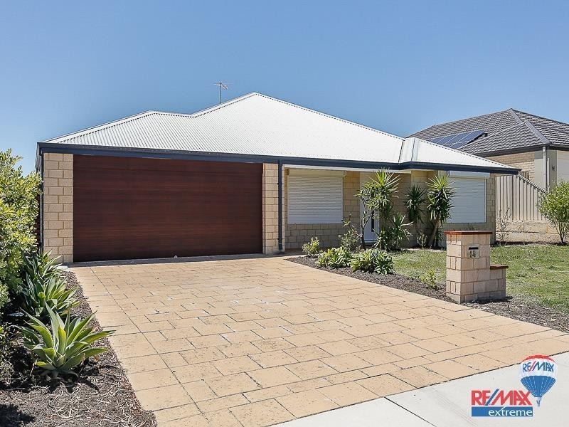 14 Plumeria Rise, Sinagra WA 6065