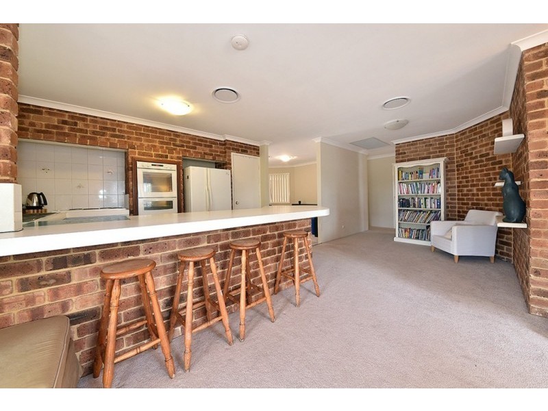 2 Jay Place, Quinns Rocks WA 6030