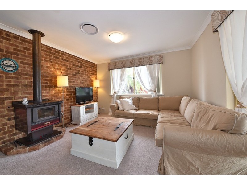 2 Jay Place, Quinns Rocks WA 6030