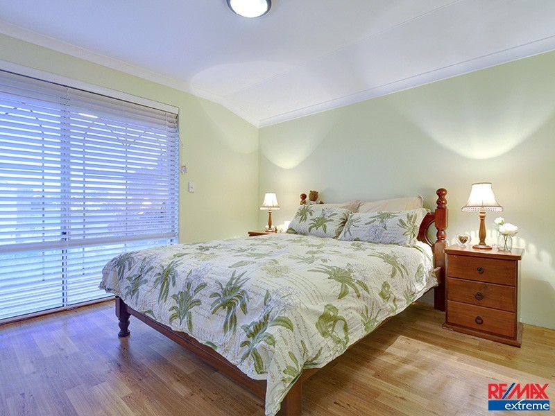 1 Siderno Rise, Hocking WA 6065