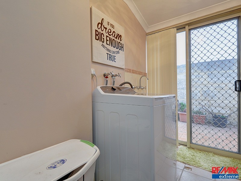 1 Siderno Rise, Hocking WA 6065