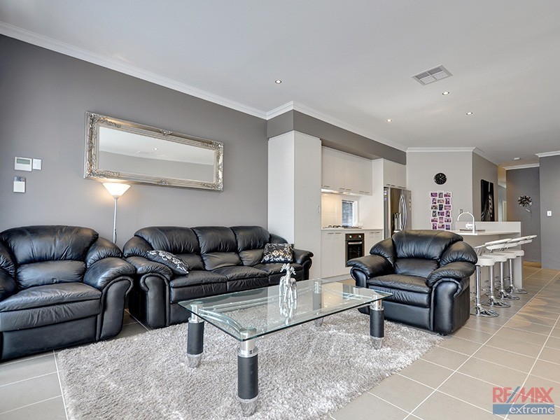 b/14 Dania Way, Butler WA 6036