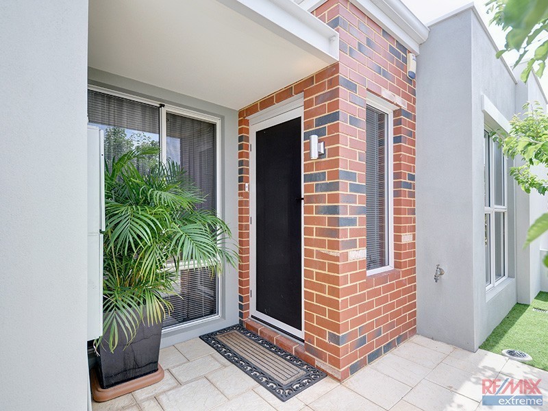 b/14 Dania Way, Butler WA 6036