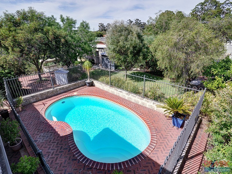 10 Wonyill Street, Wanneroo WA 6065