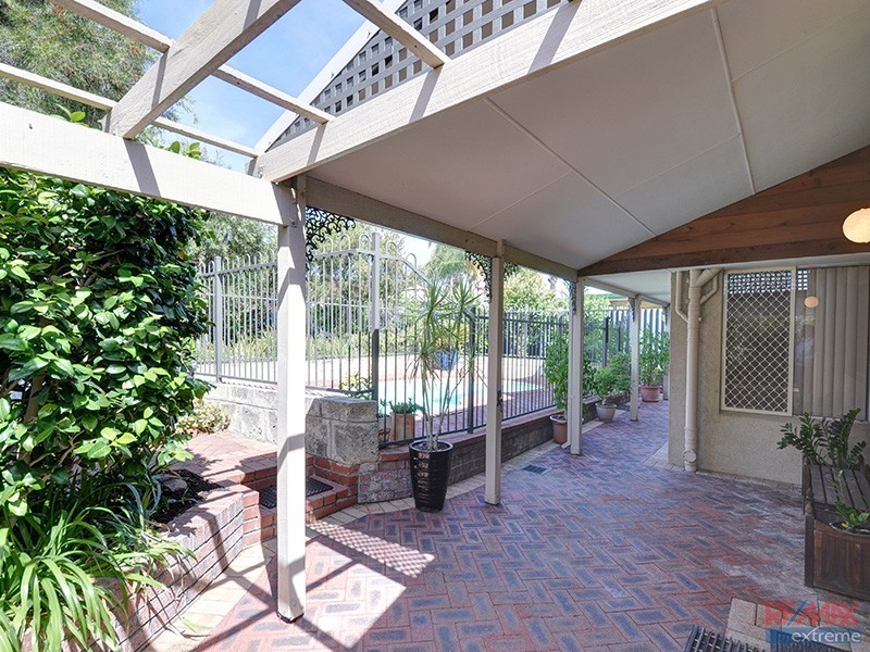 10 Wonyill Street, Wanneroo WA 6065