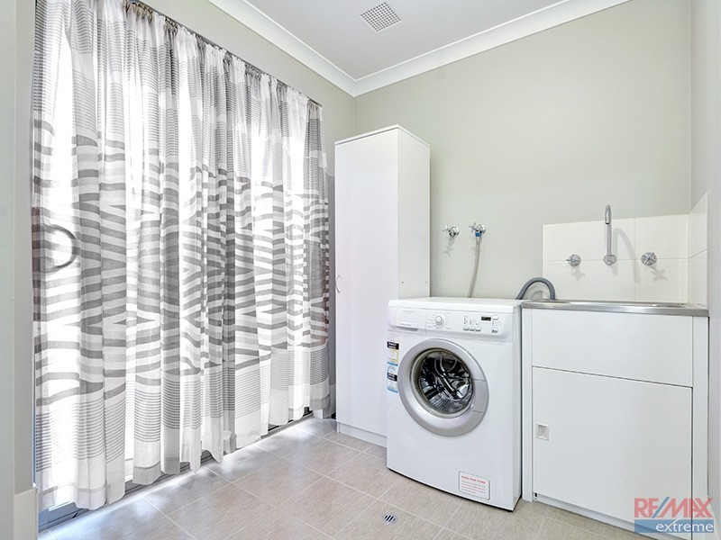 60 Fishbone Turn, Banksia Grove WA 6031