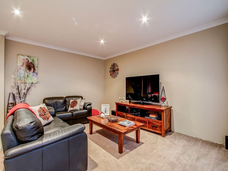 47 Dirleton Loop, Butler WA 6036