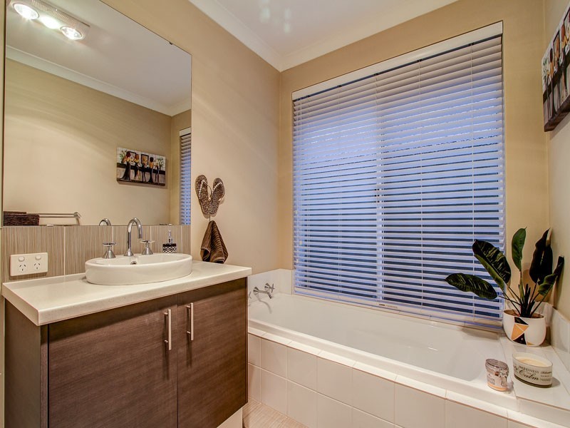 47 Dirleton Loop, Butler WA 6036