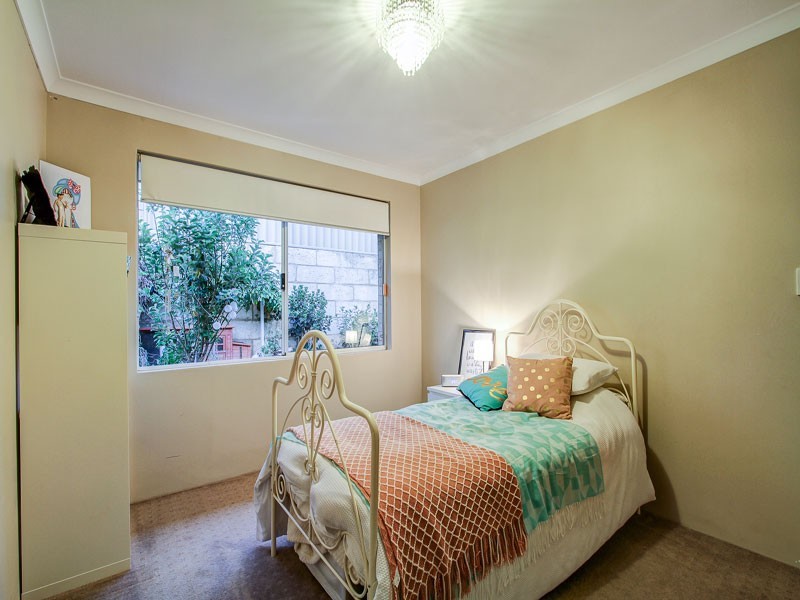 47 Dirleton Loop, Butler WA 6036