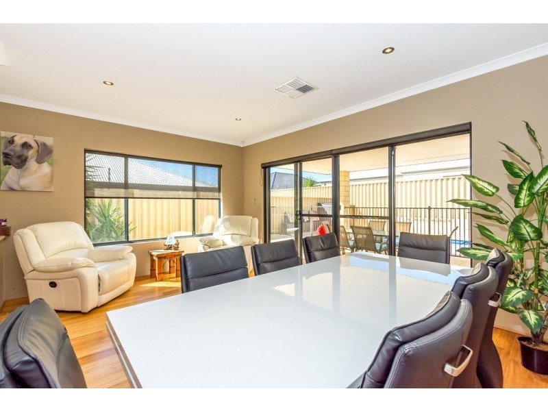 5 Portland Way, Ridgewood WA 6030