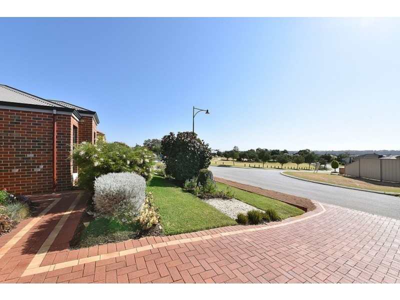 12 Oliveri Street, Sinagra WA 6065