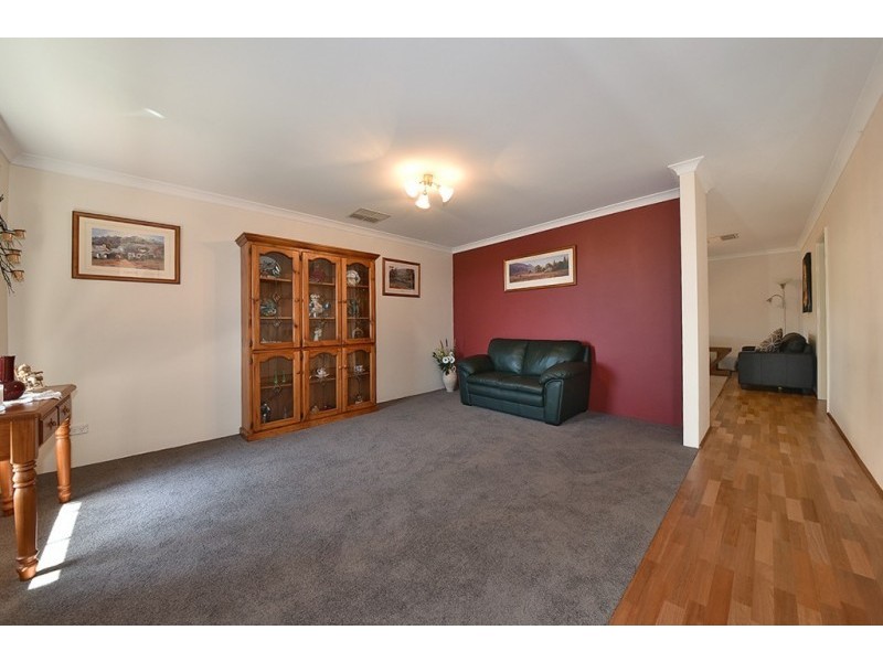 12 Oliveri Street, Sinagra WA 6065