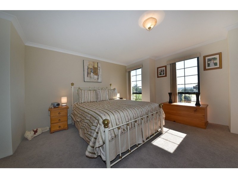 12 Oliveri Street, Sinagra WA 6065