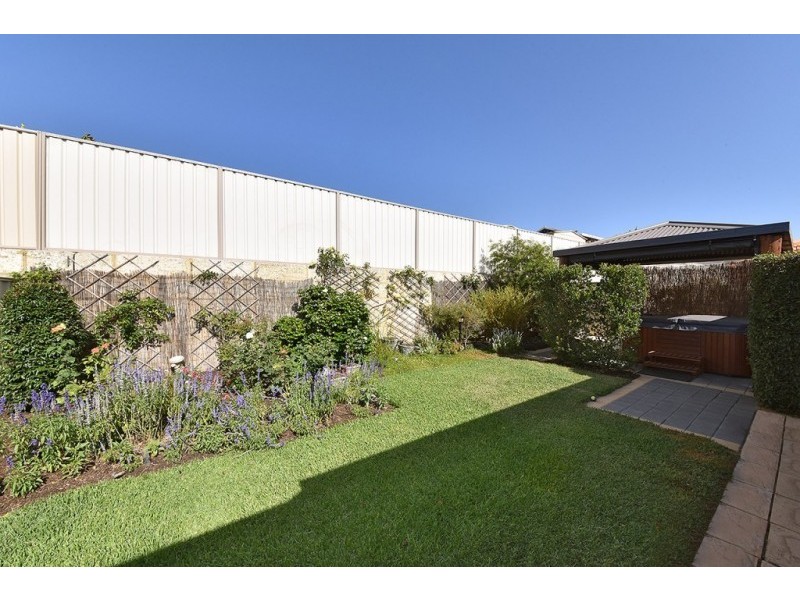 12 Oliveri Street, Sinagra WA 6065