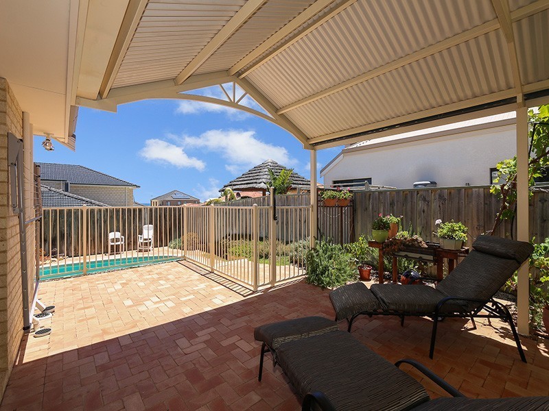 49 Dartmouth Circle, Quinns Rocks WA 6030