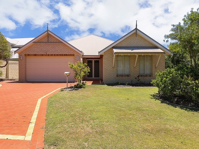 49 Dartmouth Circle, Quinns Rocks WA 6030