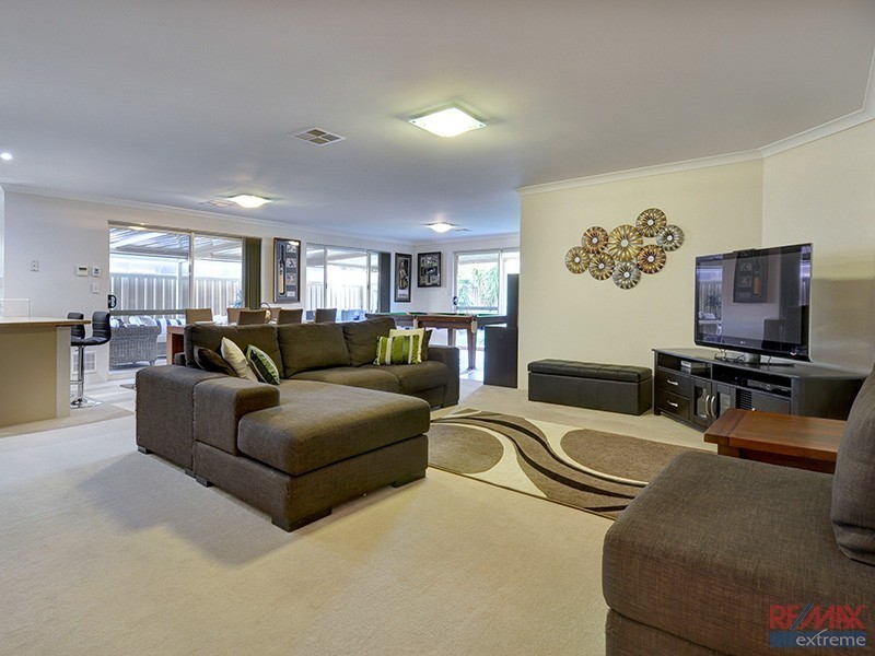 5 Vermont Approach, Hocking WA 6065