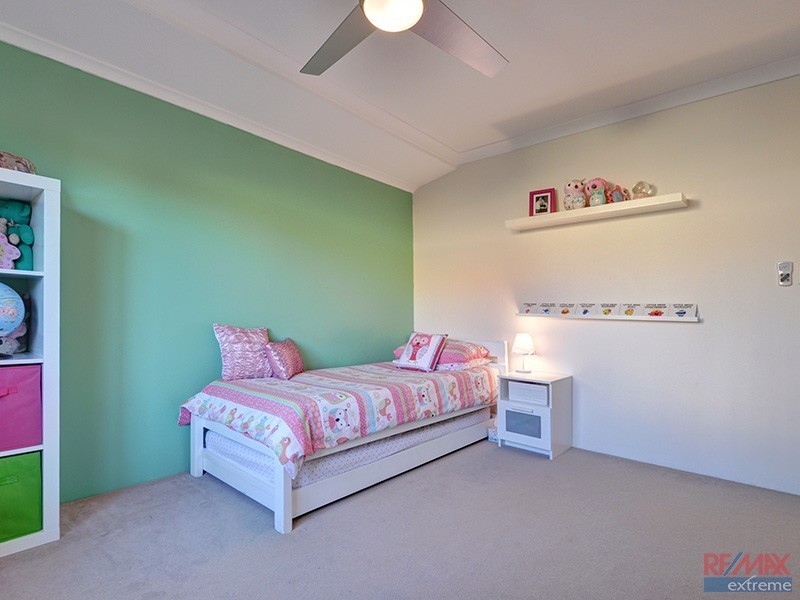 5 Vermont Approach, Hocking WA 6065