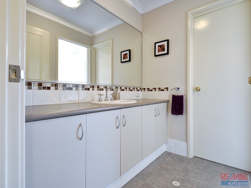 5 Vermont Approach, Hocking WA 6065