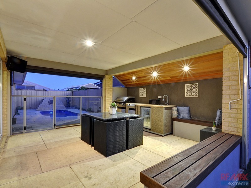 28 Kentucky Boulevard, Hocking WA 6065