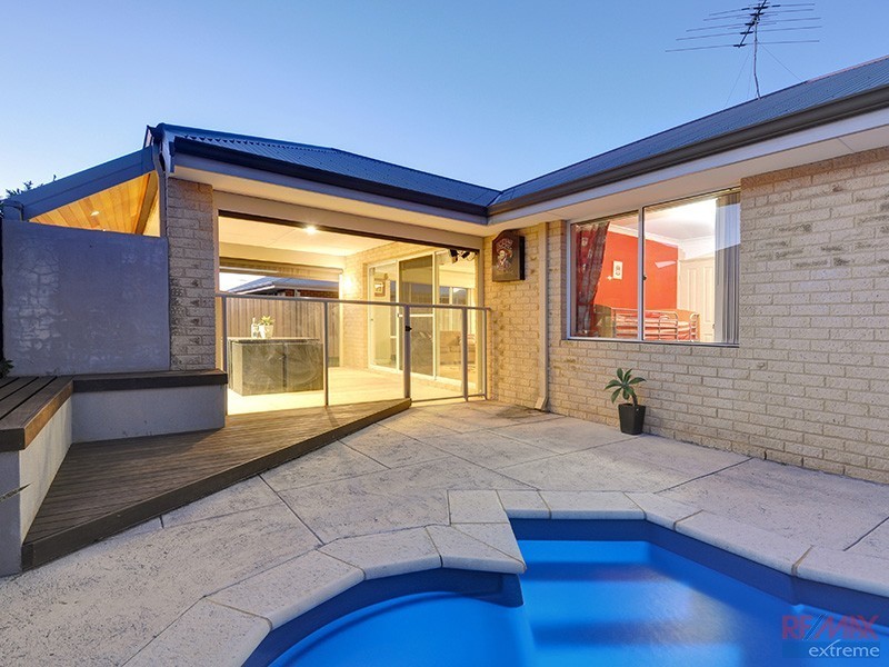 28 Kentucky Boulevard, Hocking WA 6065