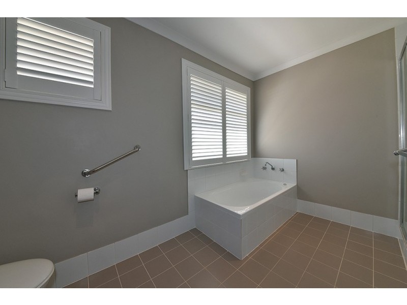 52 Archimedes Crescent, Tapping WA 6065