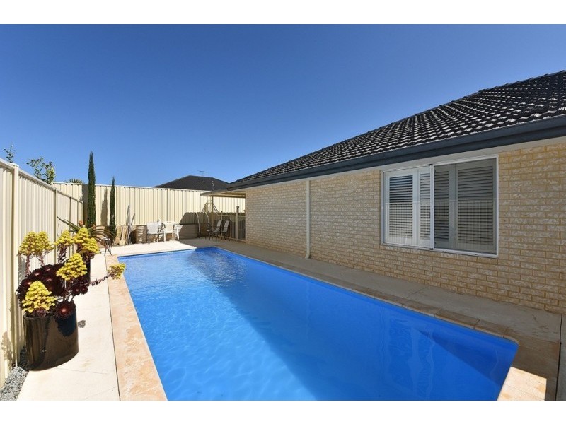 52 Archimedes Crescent, Tapping WA 6065