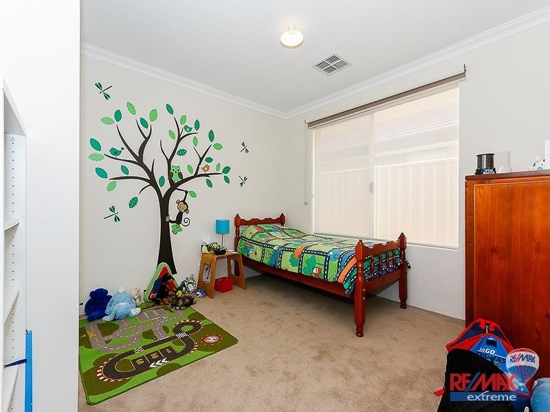 7 Skye Place, Banksia Grove WA 6031