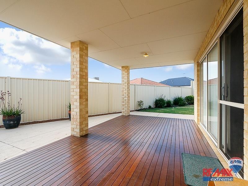 7 Skye Place, Banksia Grove WA 6031