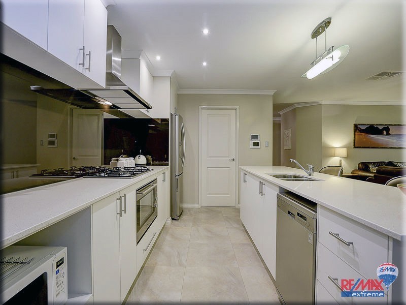 25 Chesstree Avenue, Alkimos WA 6038