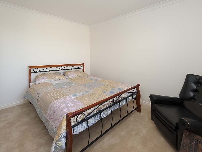 4 Traminer Way, Pearsall WA 6065