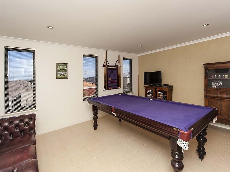 4 Traminer Way, Pearsall WA 6065